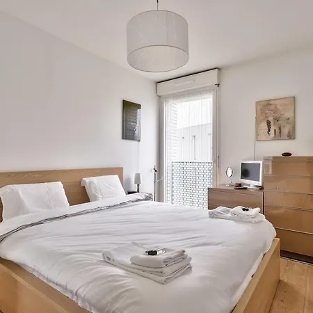 New! Very Nice Flat In The Center! *