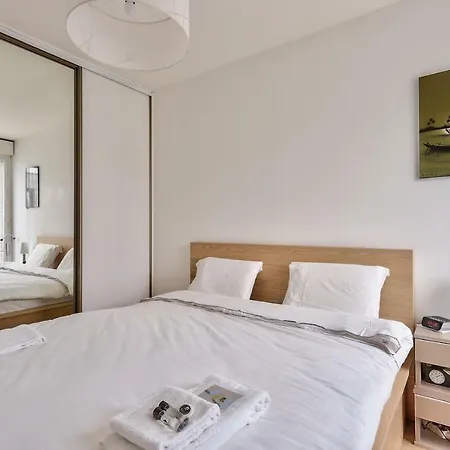 New! Very Nice Flat In The Center!