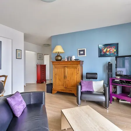 New! Very Nice Flat In The Center!
