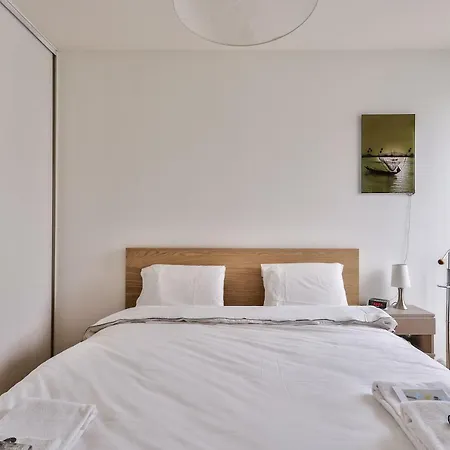 New! Very Nice Flat In The Center! *