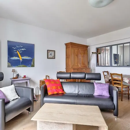 New! Very Nice Flat In The Center! *